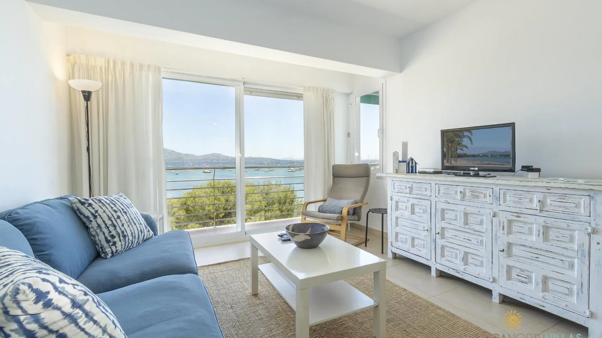 Apartment Apartamento Tonia First Line Pine Walk Port de Pollenca